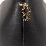 Zapatilla-Puntal-Basica-con-Colgante-en-Tal�n-en-Color-Negro-|-Cloe