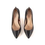 Zapatilla-Puntal-Basica-con-Colgante-en-Tal�n-en-Color-Negro-|-Cloe