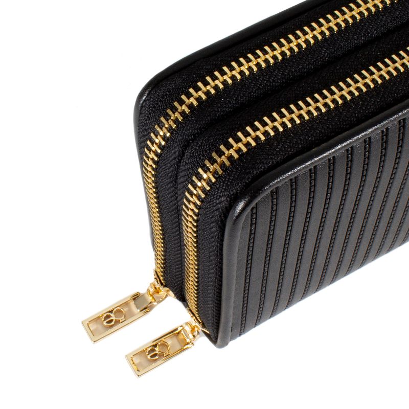 Cartera-Doble-Cierre-con-Acabado-de-Relieve-en-Color-Negro-en-Color-Negro-|-Cloe