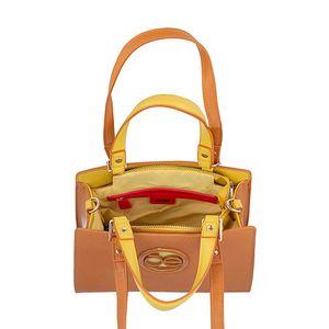 Bolsa Satchel Chica Asa De Webbing Color Camel