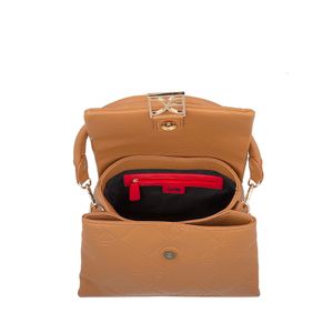Bolsa Satchel Monograma Troquelado Color Camel
