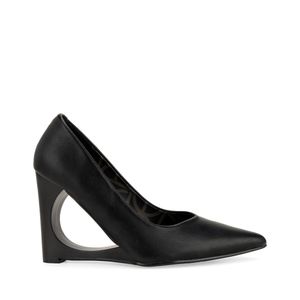 Zapatilla Tacón Cuña Diseño Puntal Color Negro