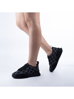 Tenis Con Suela Antiderrapante Y Color Negro